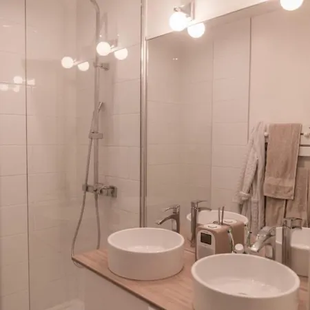 Appartamento Charming At The Bottom Of Montmartre *